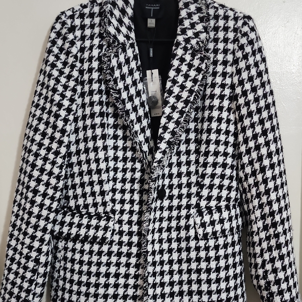 Tahari Black and White Houndstooth Blazer - Picture 3 of 6
